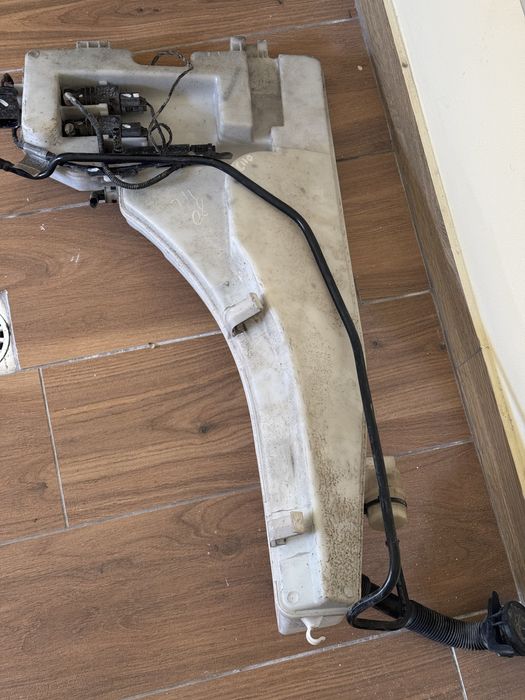 Бачок омивача x5 e70