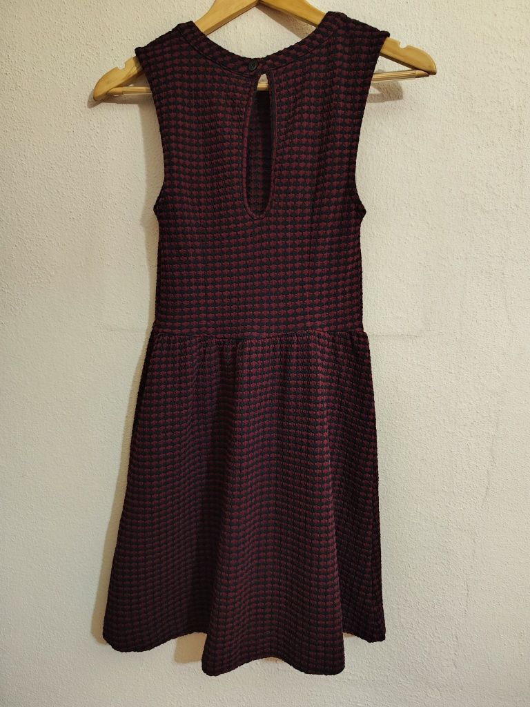 Vestido bordeaux e preto XS  da Only