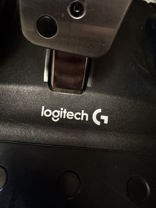 Kierownica Logitech 29 zmiana biegow