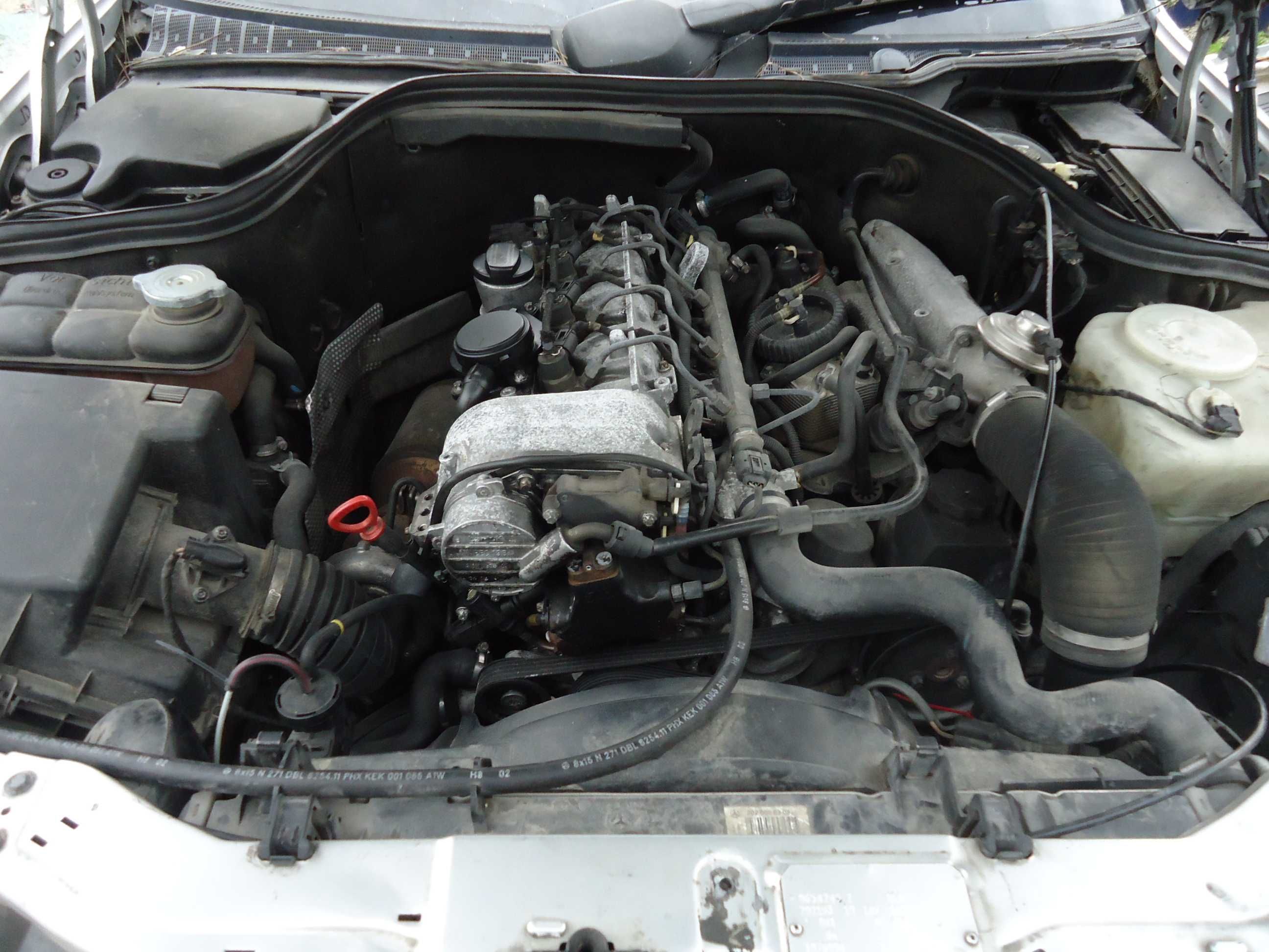 Mercedes C 220 cdi 125cv Station de 1999, só ás peças