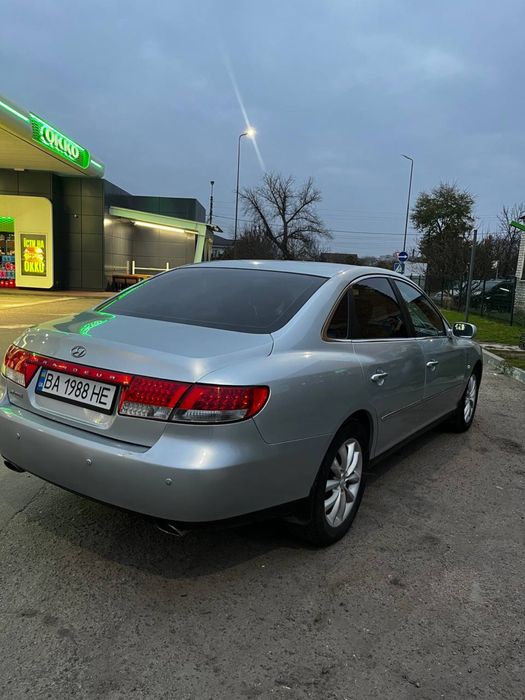 Хюндай grandeur 3.3  v 6