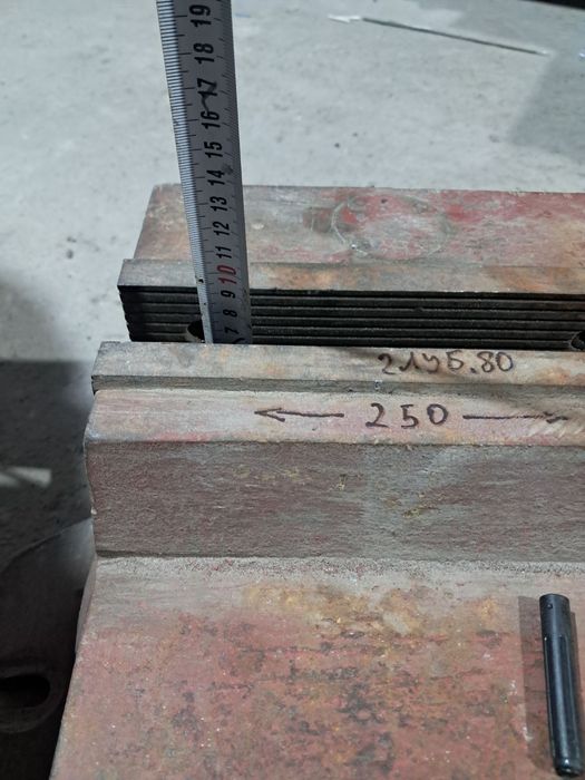 Продам лещата фрезерні