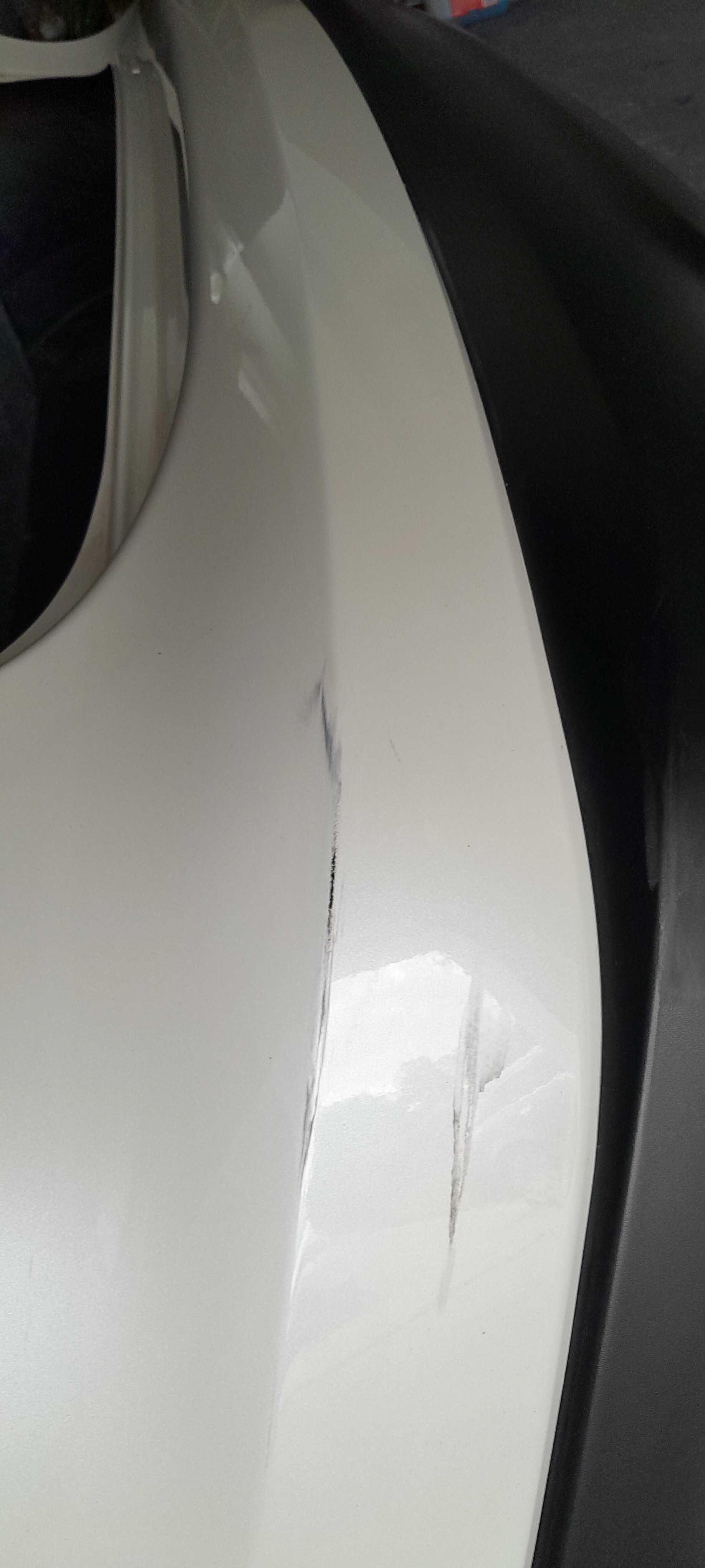 Zderzak tył oryginał biała perła Nissan Qashqai 2015