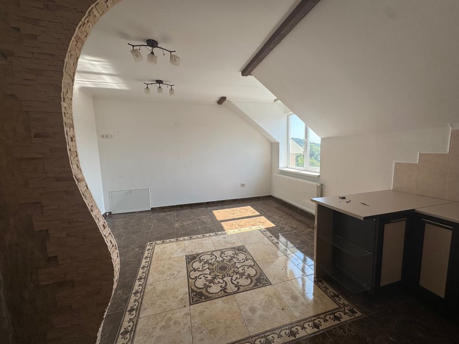 Продаж 2к квартири в центрі Чорткова