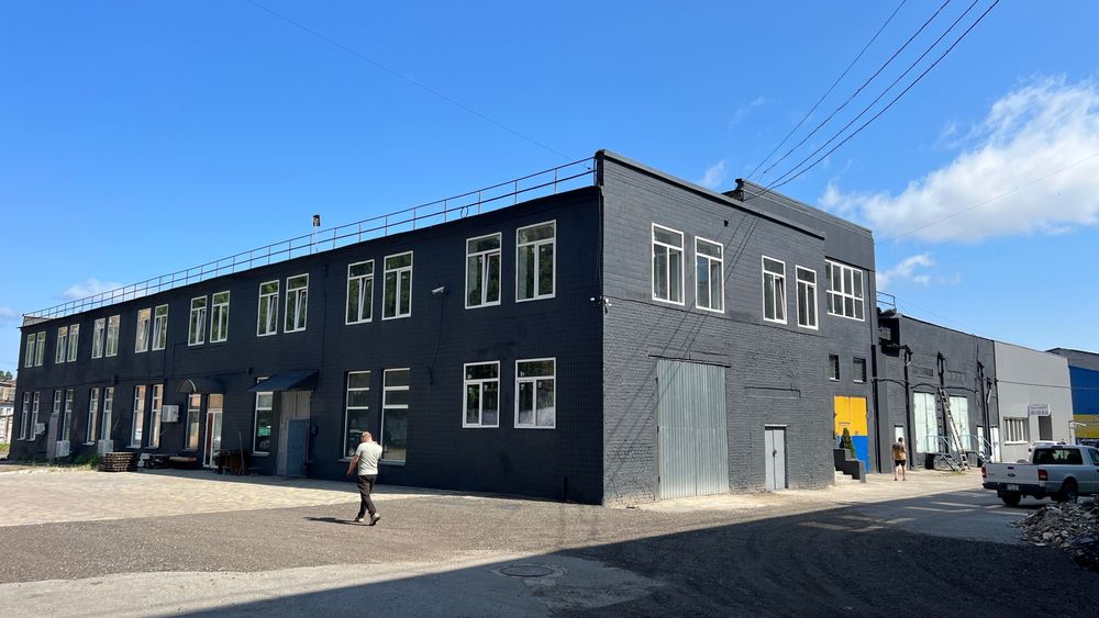 Подол/Куреневка. 420$/м2. Здание 3931м2. Высокий потолок