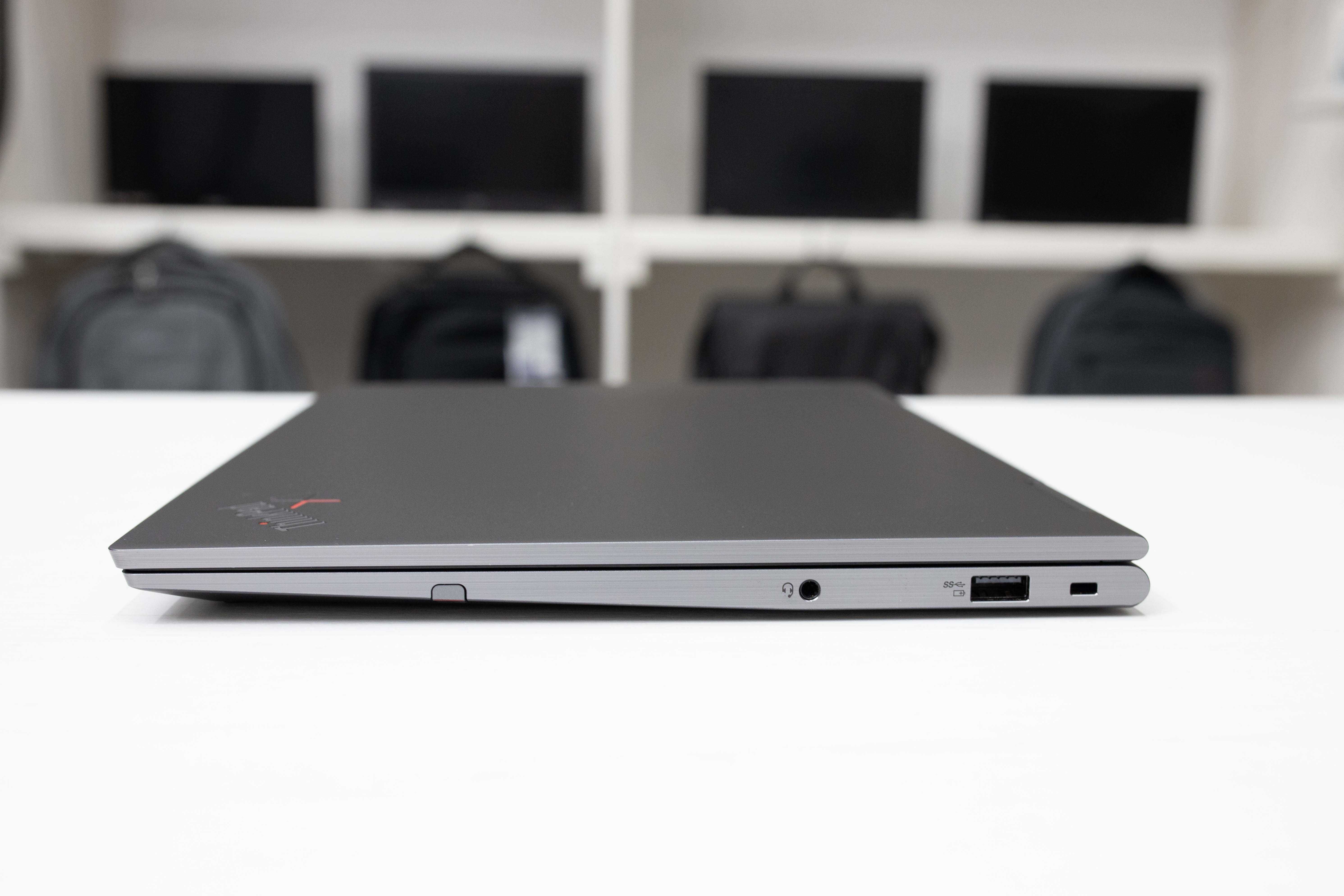 Lenovo ThinkPad X1 YOGA 7 Gen i7-1270P 32RAM 512SSD 4K OLED TOUCH 14”