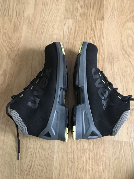 Рабочі черевики UVEX 43