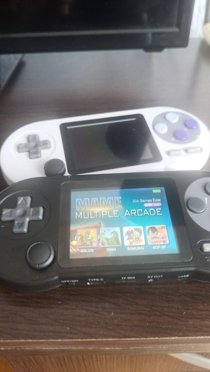 Продам партативну контроль R36S 64 GB 6000 game