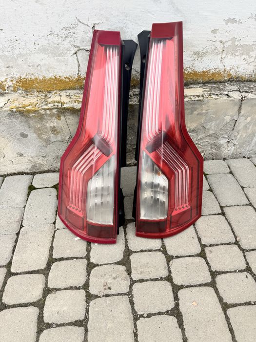 Продам стопи до Citroen С4 Picacco