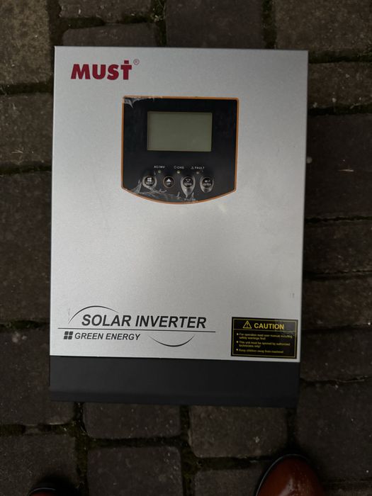 Інвертор продам вживаний в ідеальному стані MUST PV18-1012 VPM