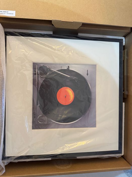 Coluna “ Samsung Music Frame LS60D”