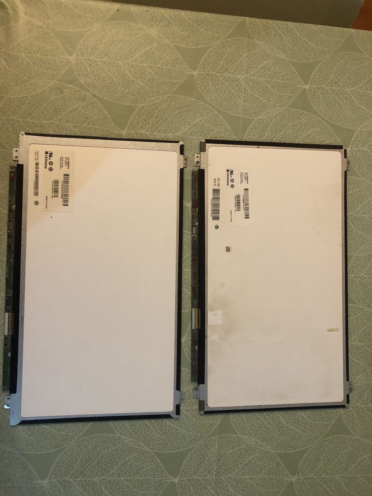 Displays lcd 40 pinos