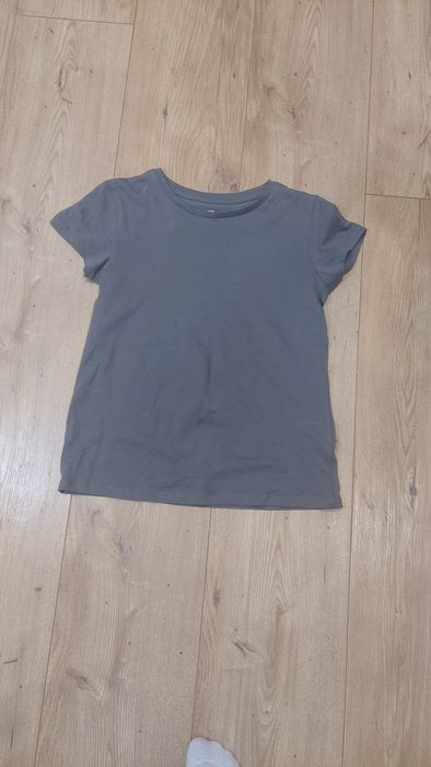 Wygodna bluzka z krótkim rękawem  dla dziewczynki