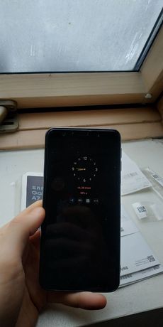 Samsung Galaxy A7 4/64GB SM-A750 Black
Мобільний телефон Samsung