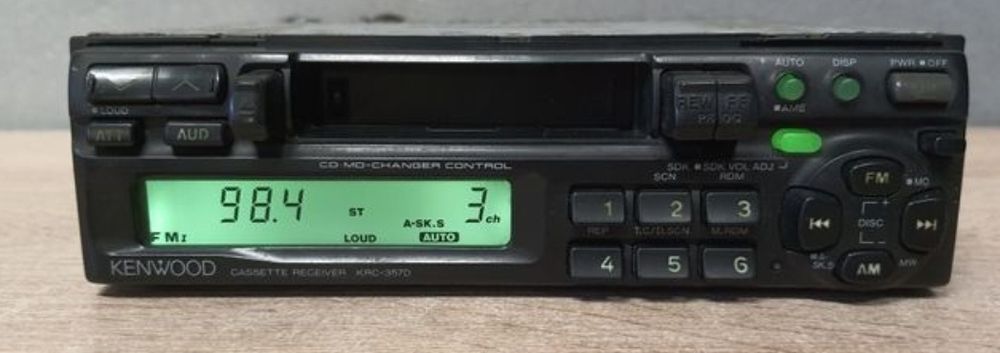 Radio Kenwood KRC357D