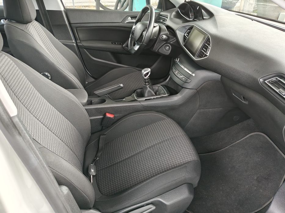 Peugeot 308 SW 1.6 HDi 2018