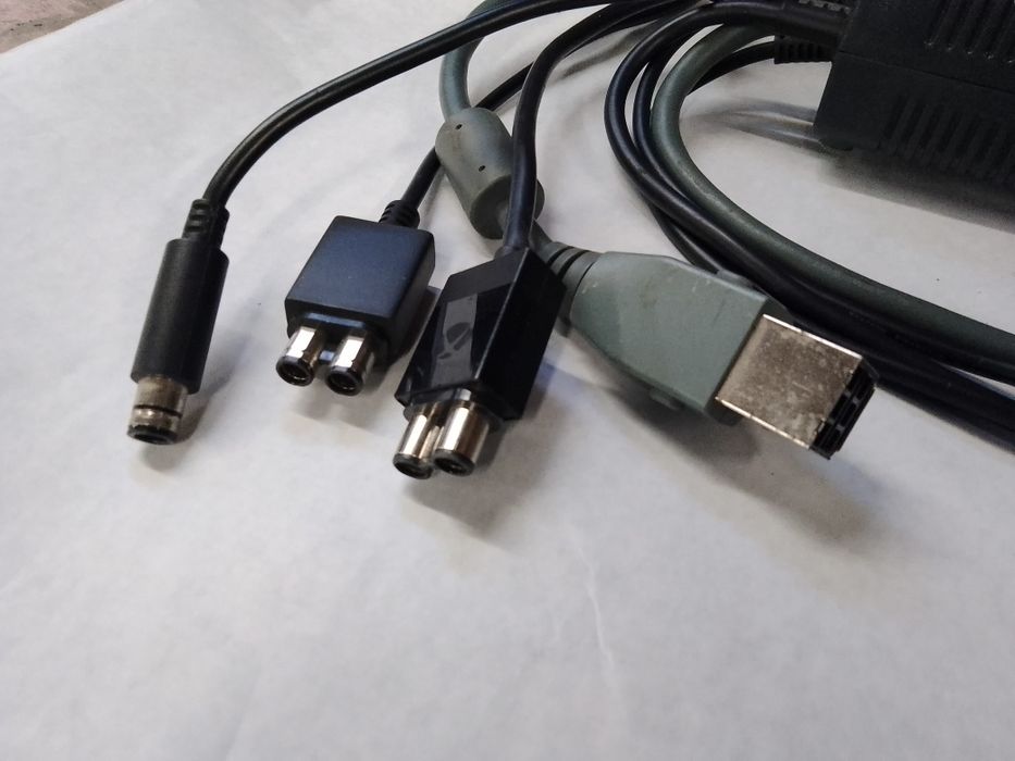 Zasilacz do wszystkich konsol Xbox 360 oraz One fat