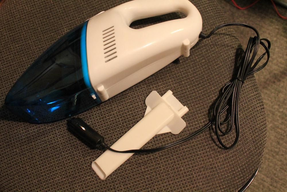 Odkurzacz samochodowy-do gniazda zapalniczki