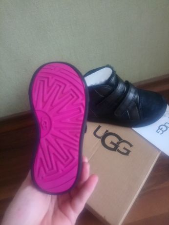 ботиночки UGG демисезон