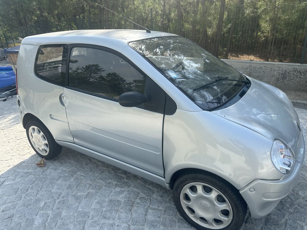 Vende se “ papa reformas “