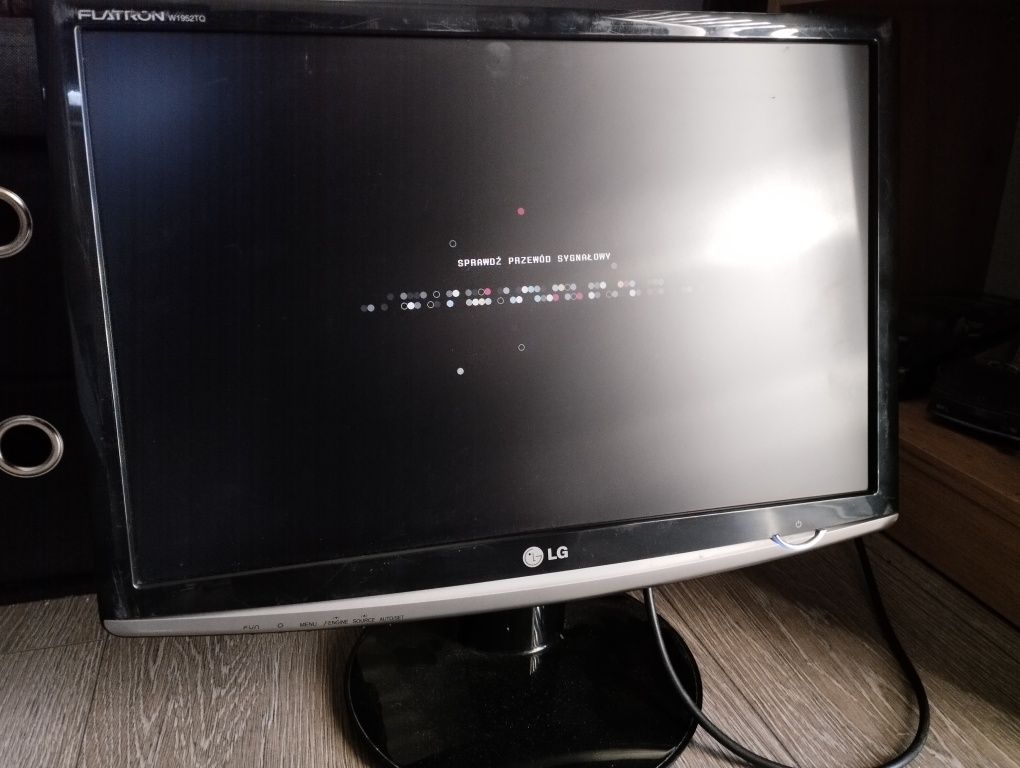 Monitor LG Flatron W1952TQ 19 cali