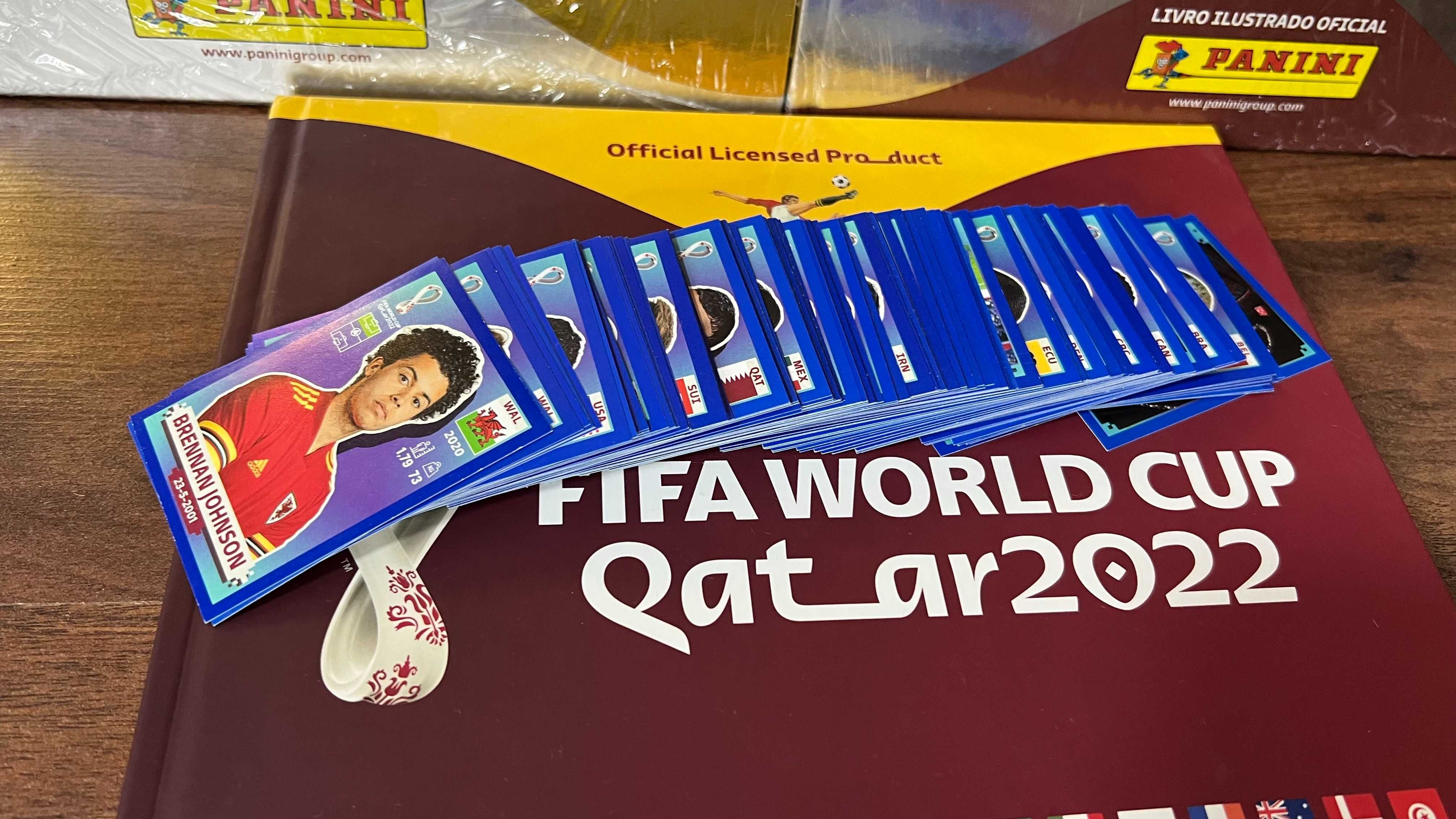 Panini WC QATAR 2022: 150 паралельних стікерів СИНІ рамки БЕЗ повторів