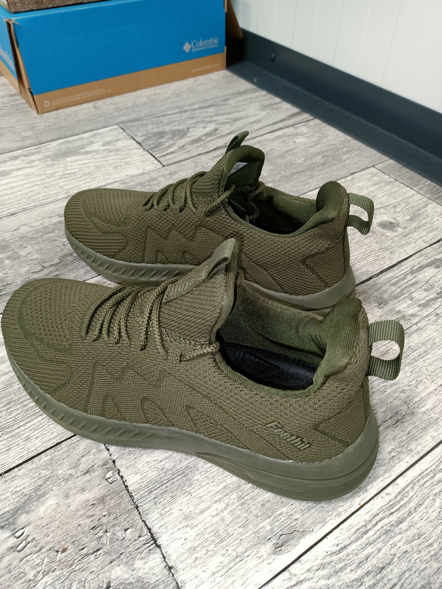 Feethit Nowe sneakersy Unisex 40