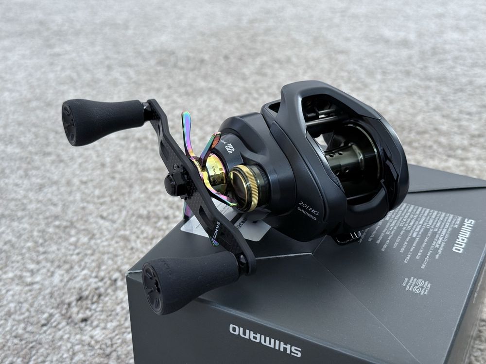 Shimano Curado 201 HG 7.4. Кастингова риболовна котушка