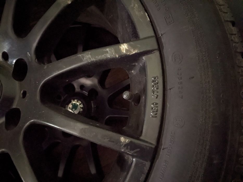 Колеса R17 на зимовій резині