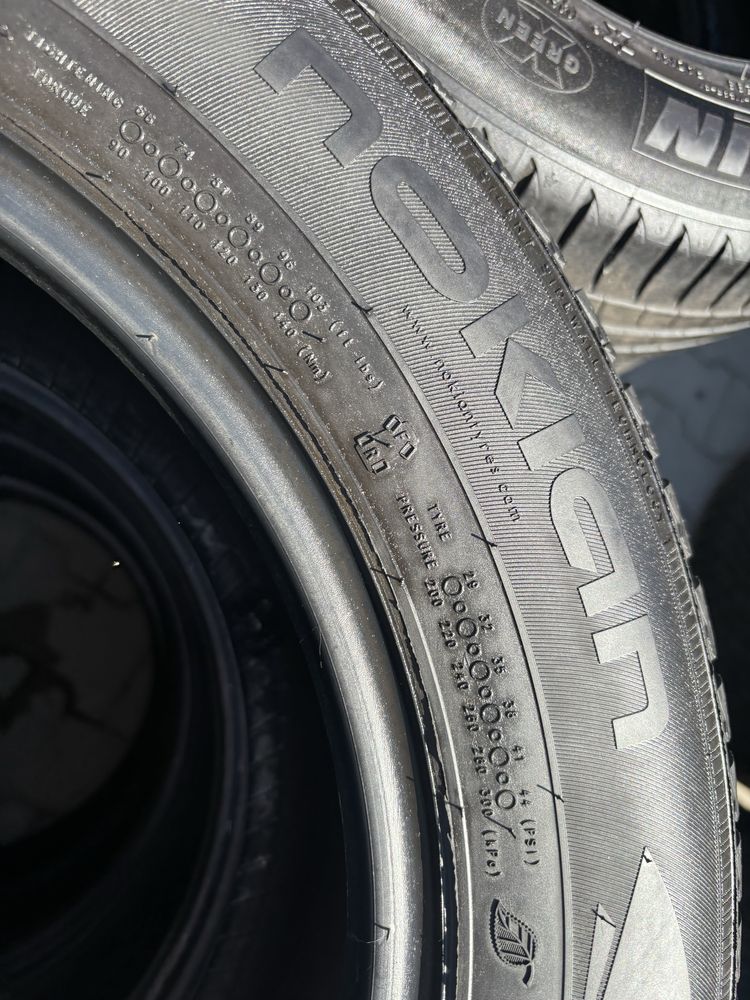 Komplet opon zimowych 215/60 R16 Nokian
