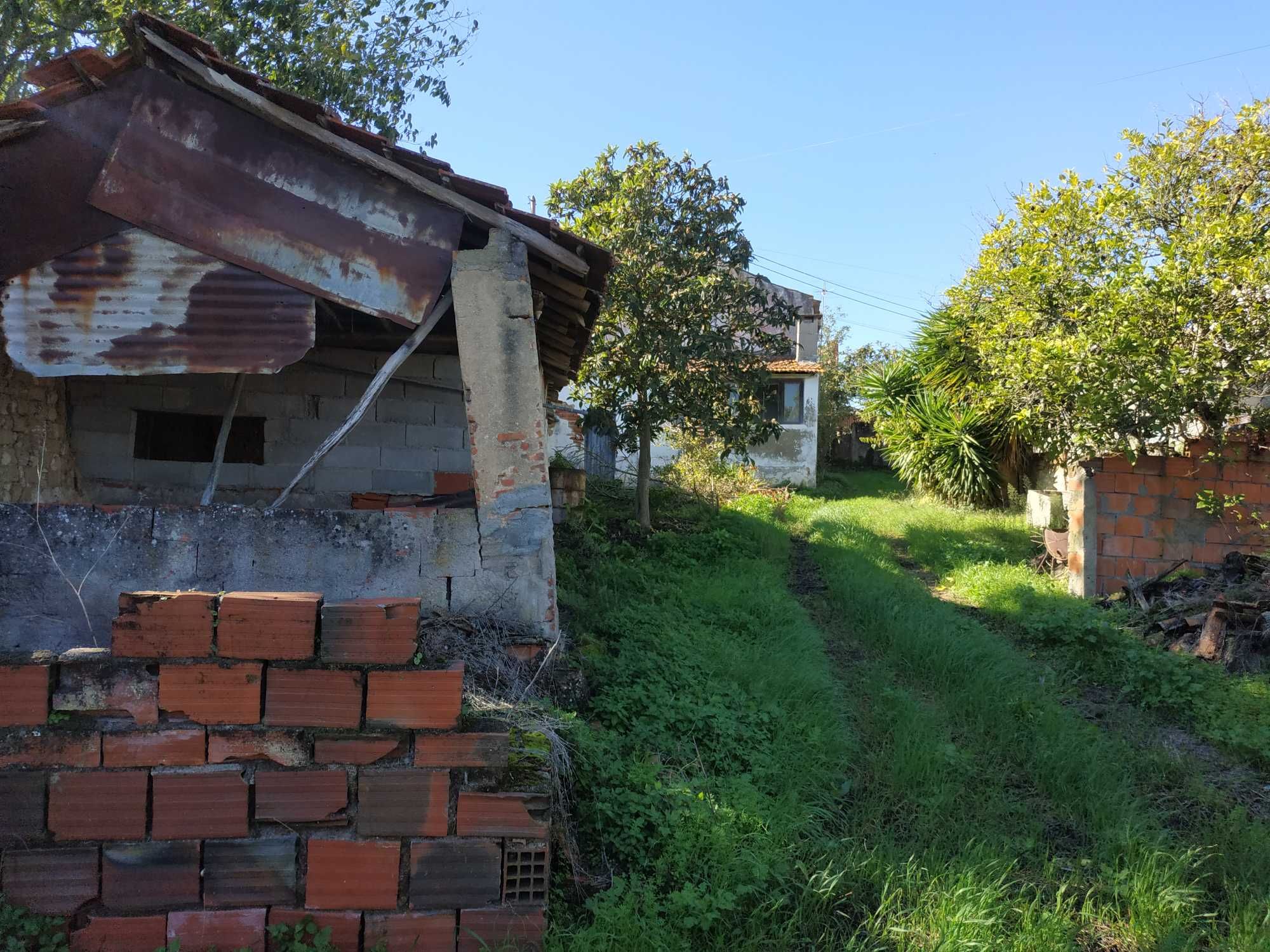 Casa antiga, junto ao Entroncamento