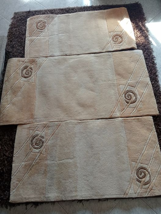 Conjunto tapetes de quarto 2x (1.08x 56) 1x (1.29x 65)