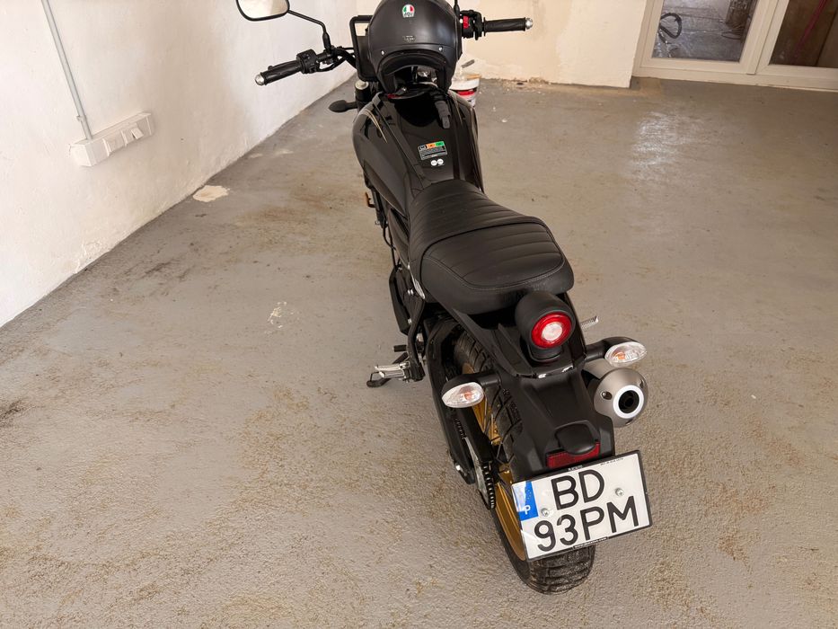 Moto. Yamaha XSR125 – Como nova, com garantia oficial