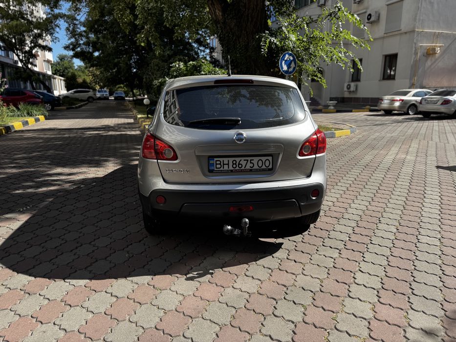 Продам nisan QashQai 2007