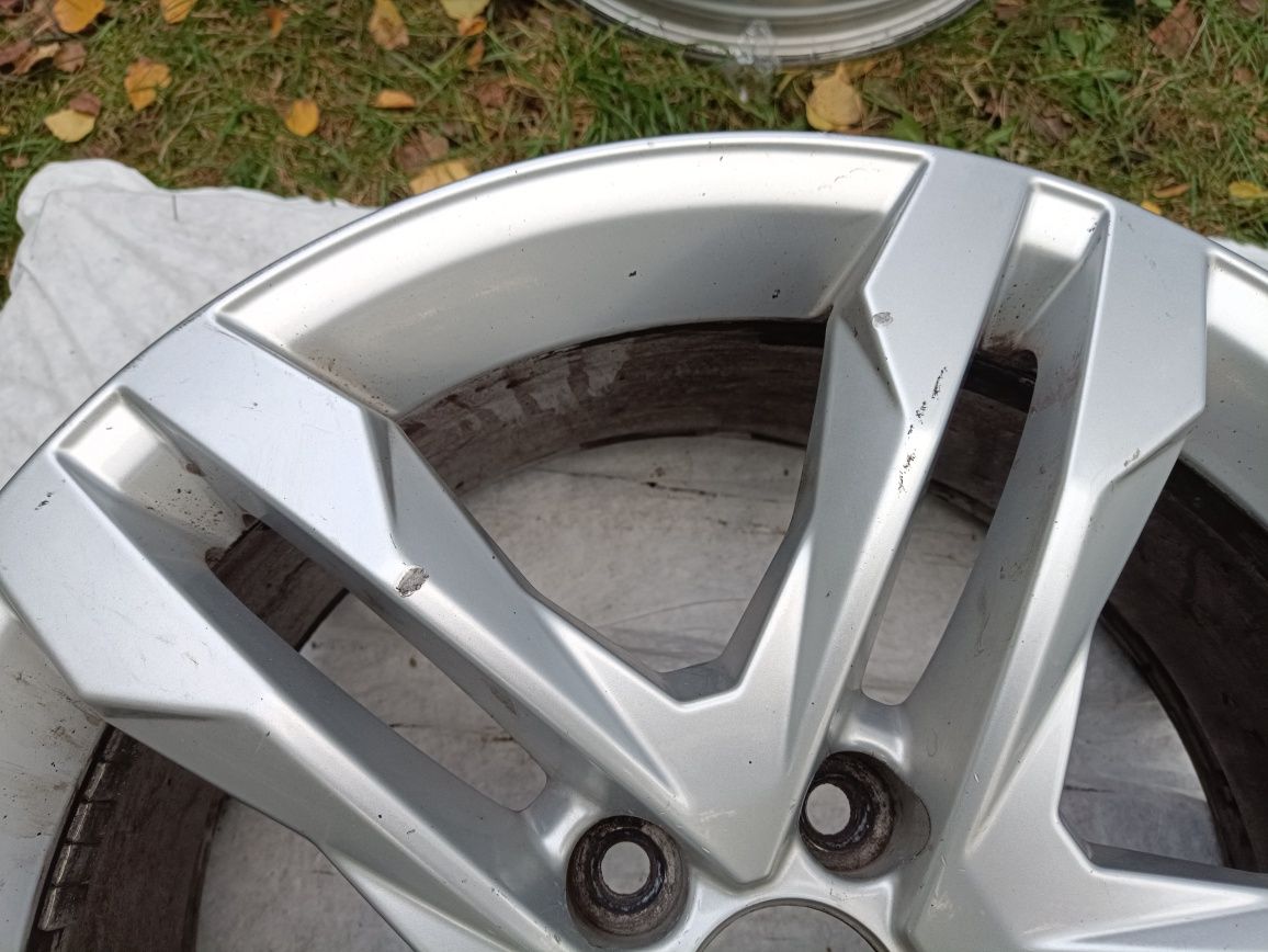 Audi a4 b9 8w9 allroad felga pojedyncza 18 cali et29 7.5j orginał