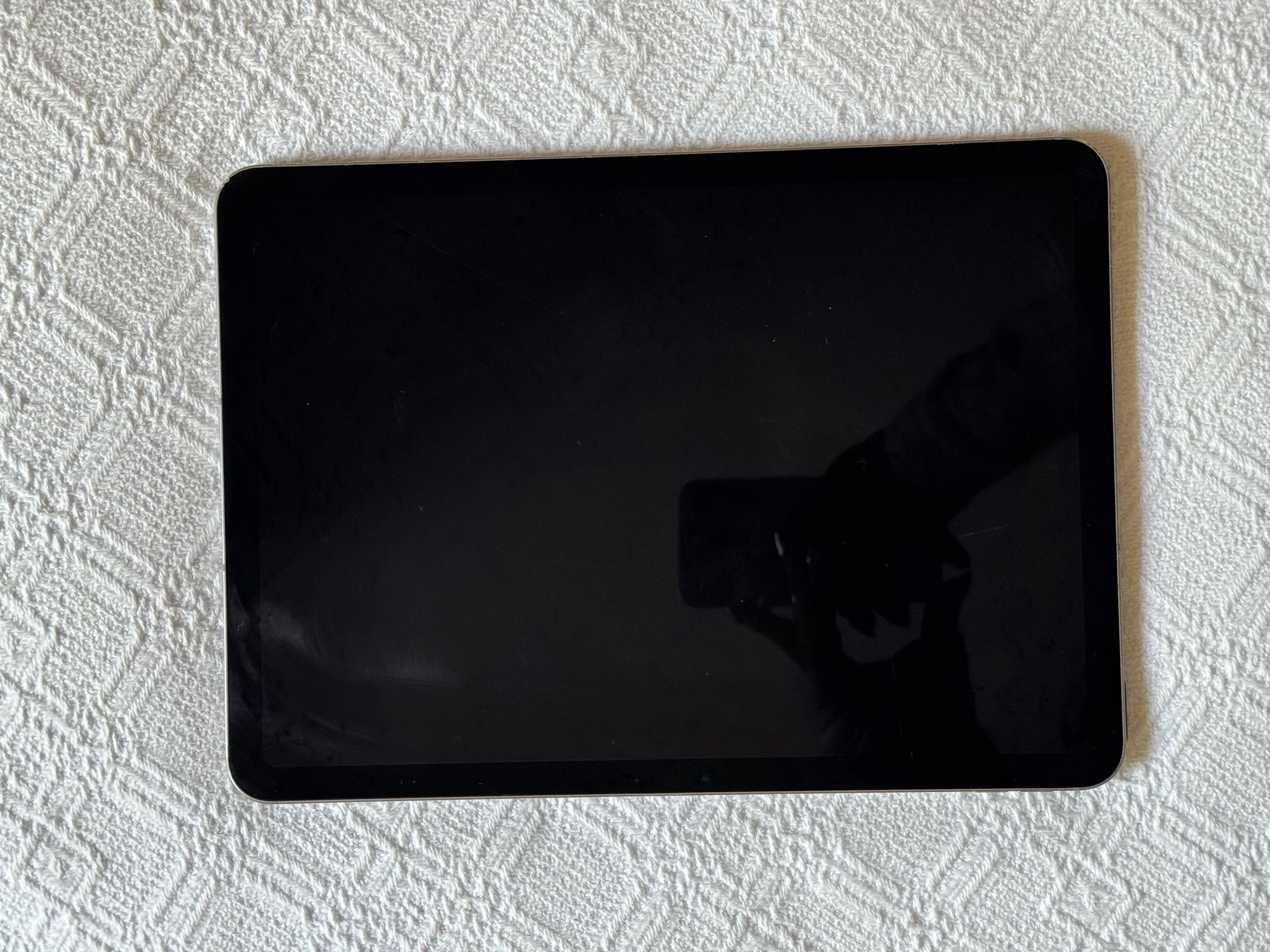 iPad Air 11 inch 128GB Space Grey + caneta  Stylus