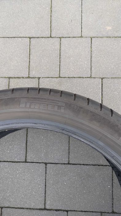 Opony Pirelli P Zero 225/40 R19