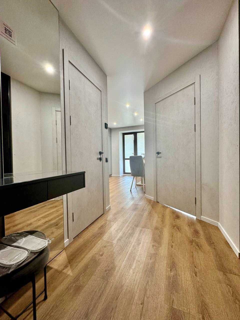 ApartPoltavaРозкішна 1-кімн ЦЕНТР міста, ТРОПІЧНИЙ душ.  КВЕДи 55.10