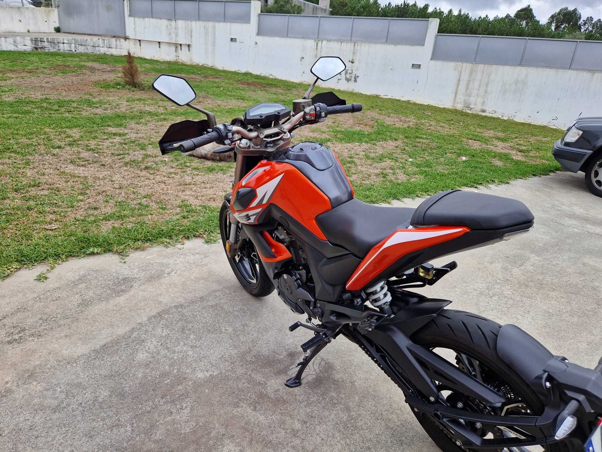 vendo mota Zontes 125