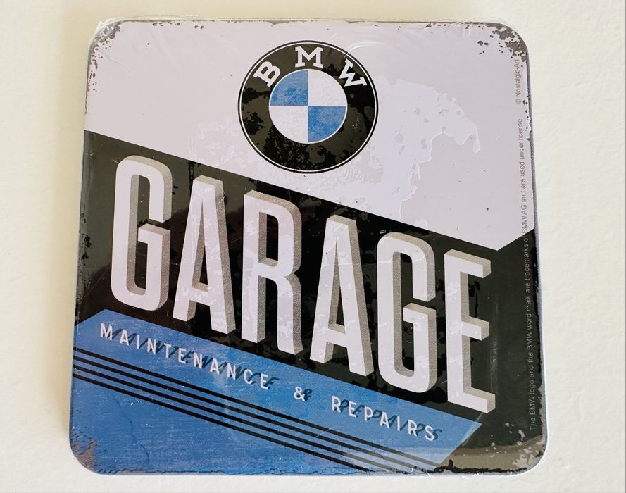 Base para copos em metal e cortiça BMW Garage selada