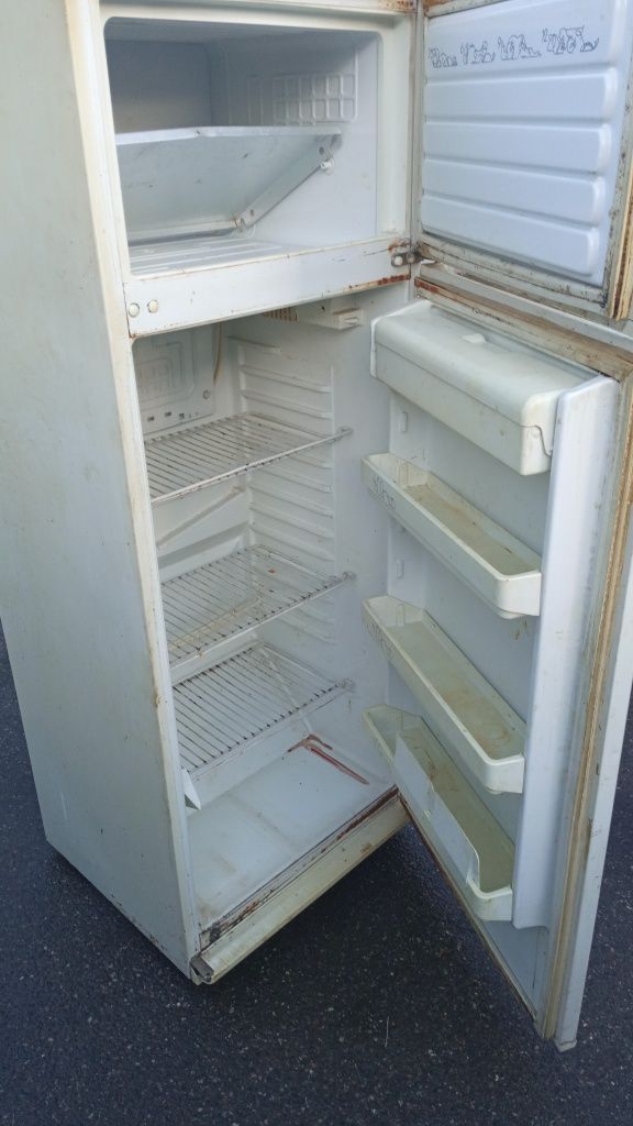 Холодильник Атлант б у