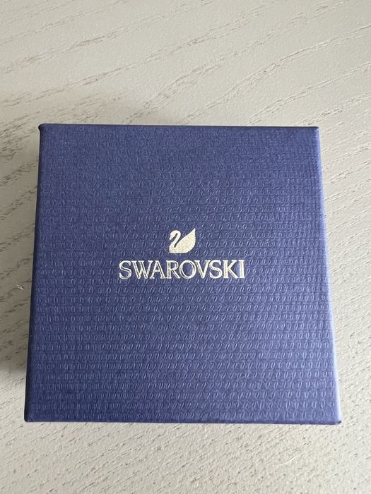 Brincos e ear cuff Swarovski Idyllia a estrear