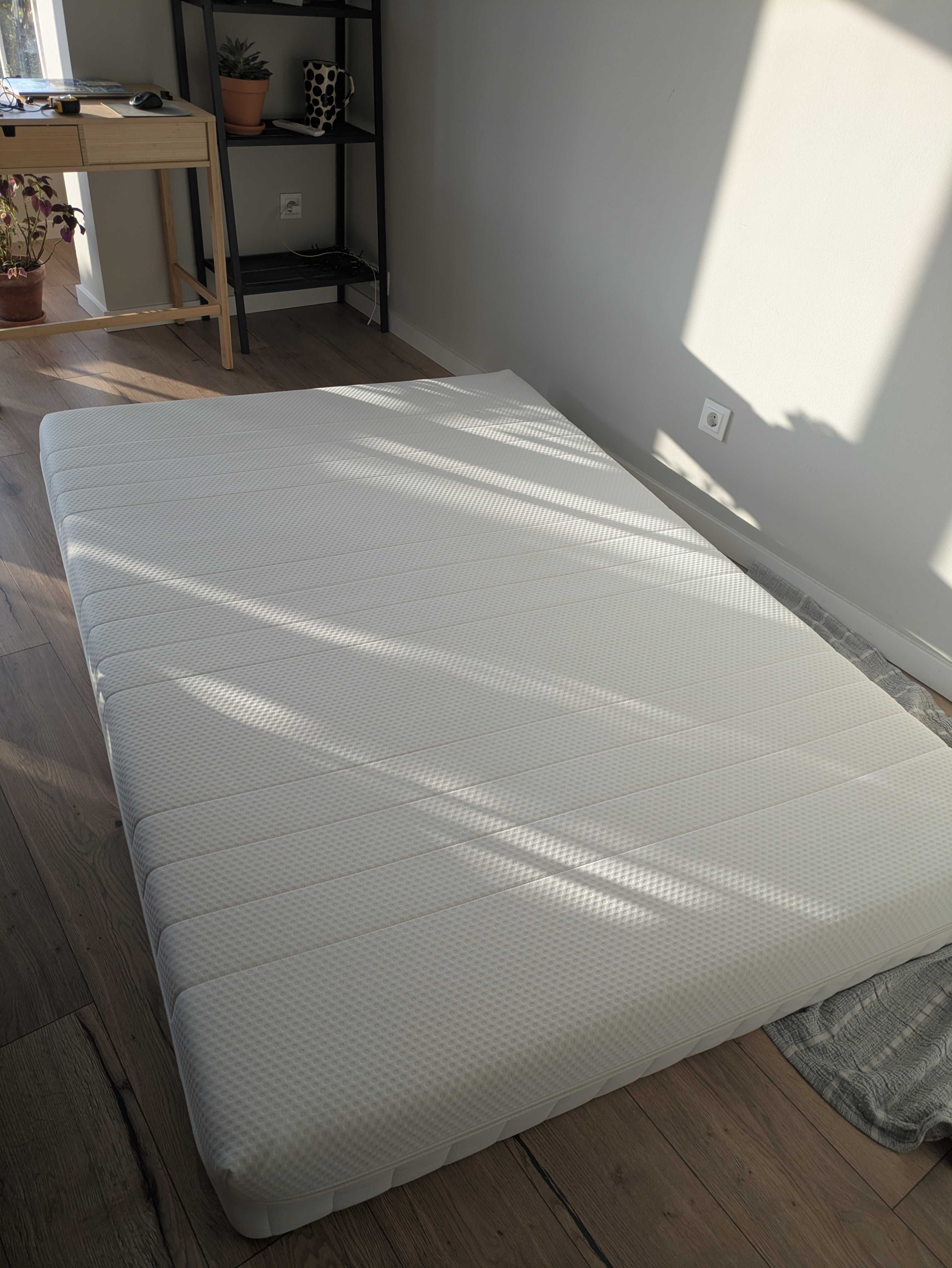 Cama NEIDEN, colchão ÅKREHAMN, 140x200 cm