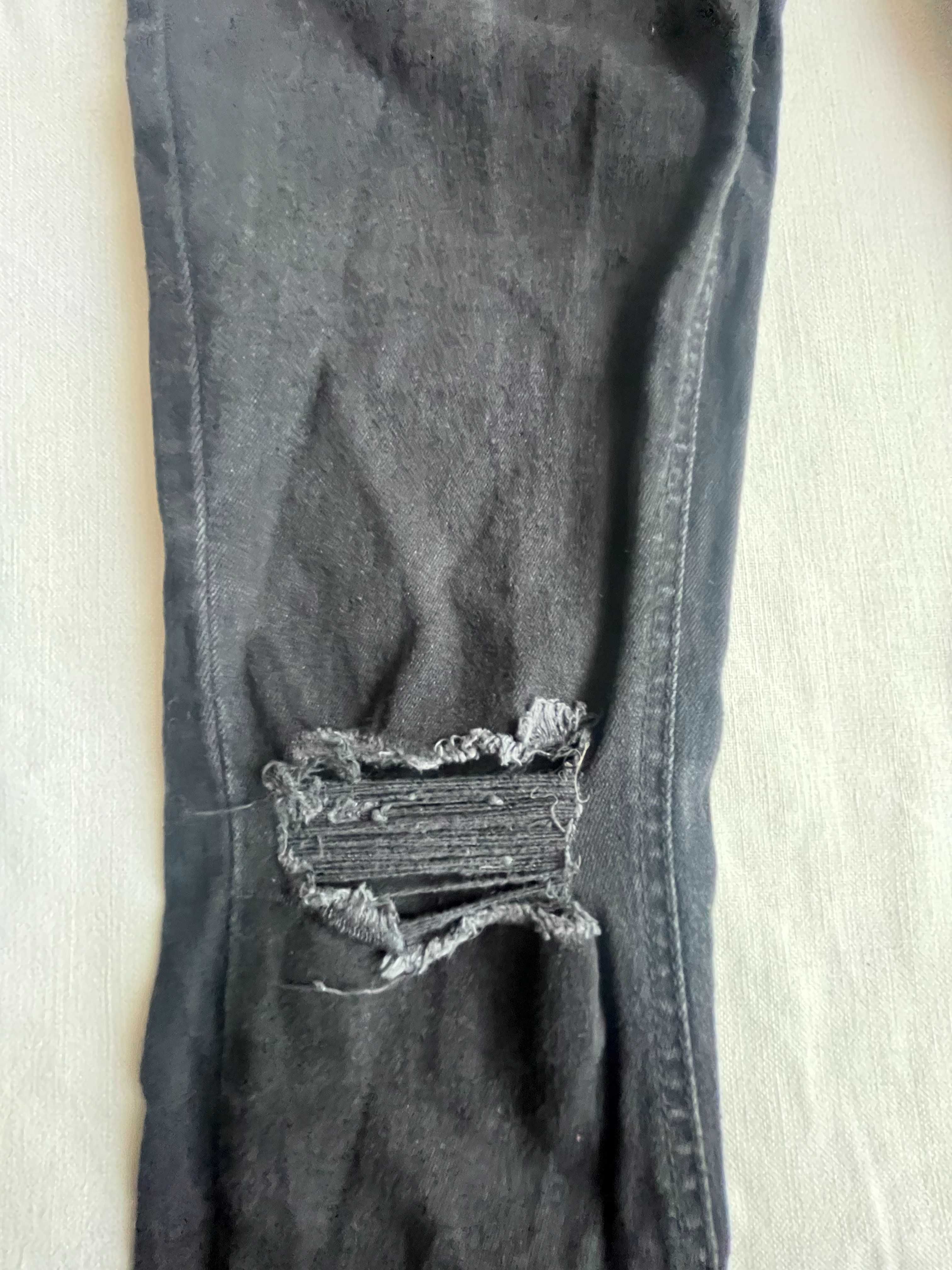 Czarne jeansy CLOSURE skinny rozmiar 34R