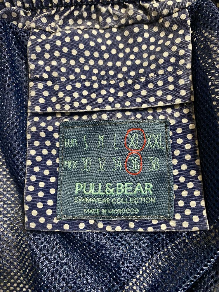 Granatowe, męskie szorty kąpielowe marki Pull&Bear rozmiar XL