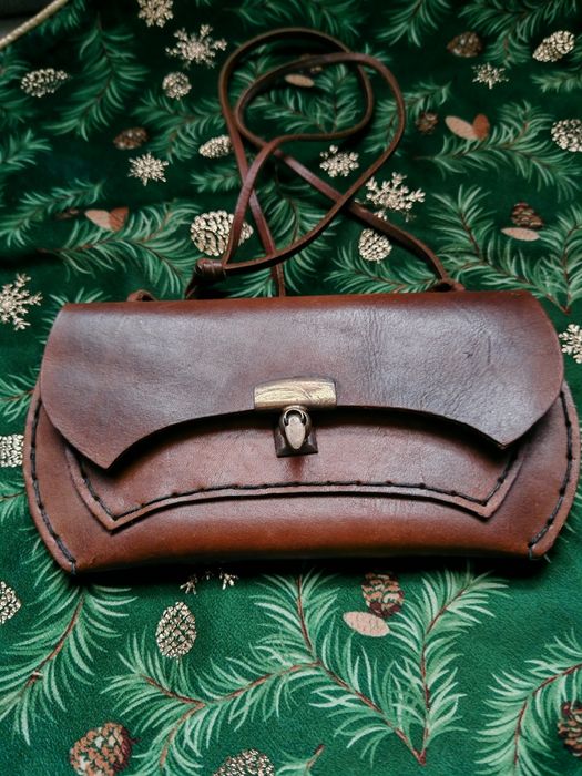 Stara torebka sakwa ręcznie robiona z PRL-u