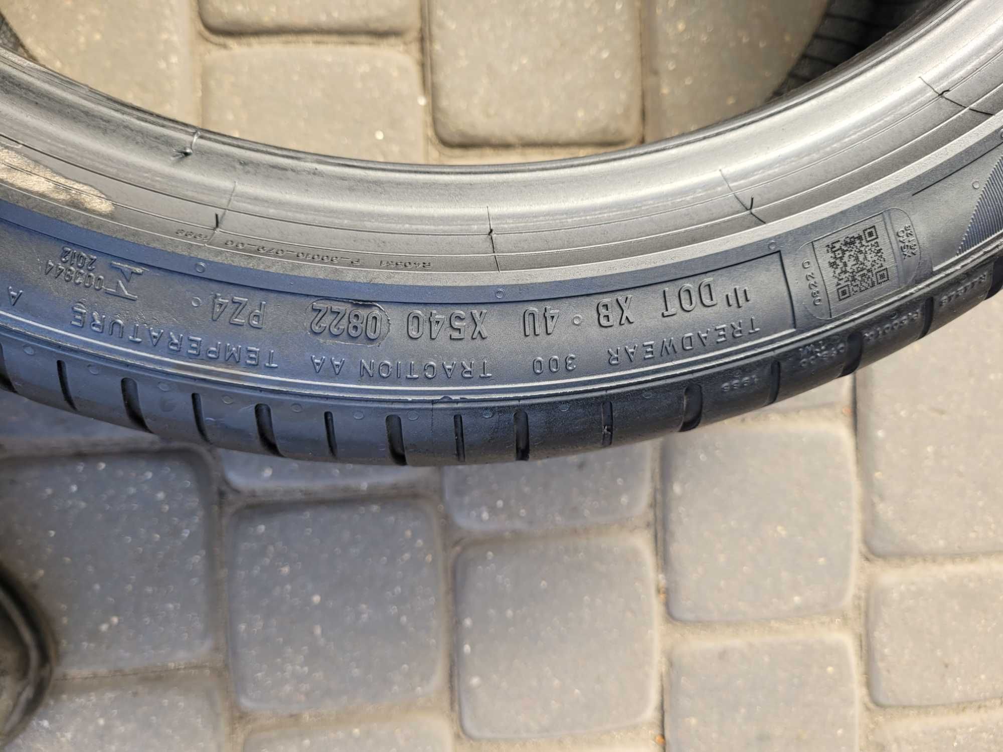 215 / 40   R   18   Falken
