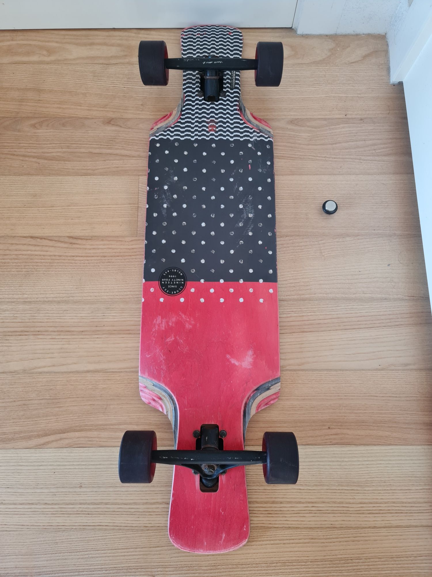 Longboard Globe Geminon kick red dotwave 37,5