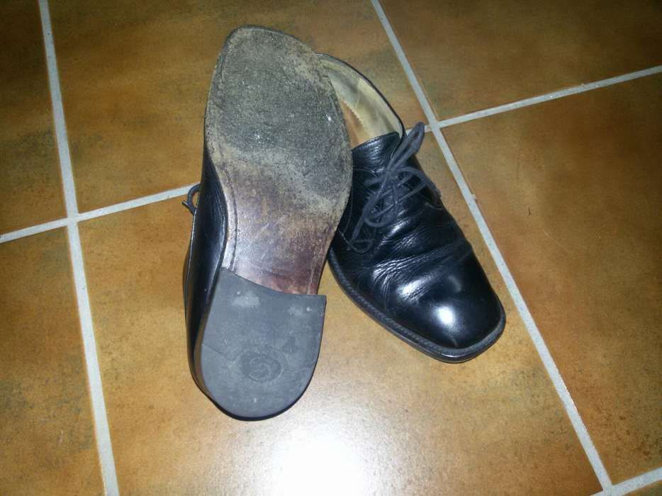 Sapatos Sola de Couro