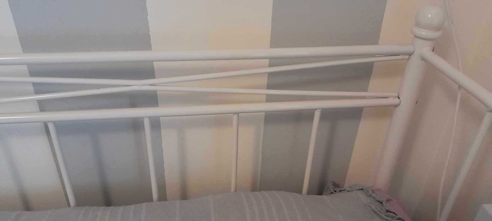 cama de ferro branca